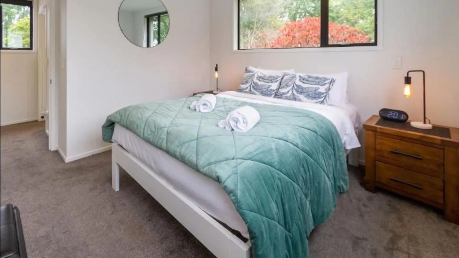Central City-Urban Oasis 1 Bed 1 Bath W/Sofa Bed Christchurch Apartment